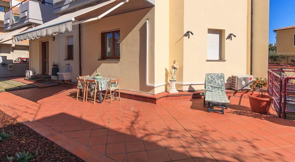 Domus Socolatae Apartments&Suites Фоллоника Экстерьер фото